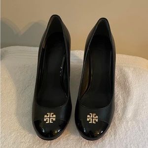 Tory Burch. Black wedges. Size 9.